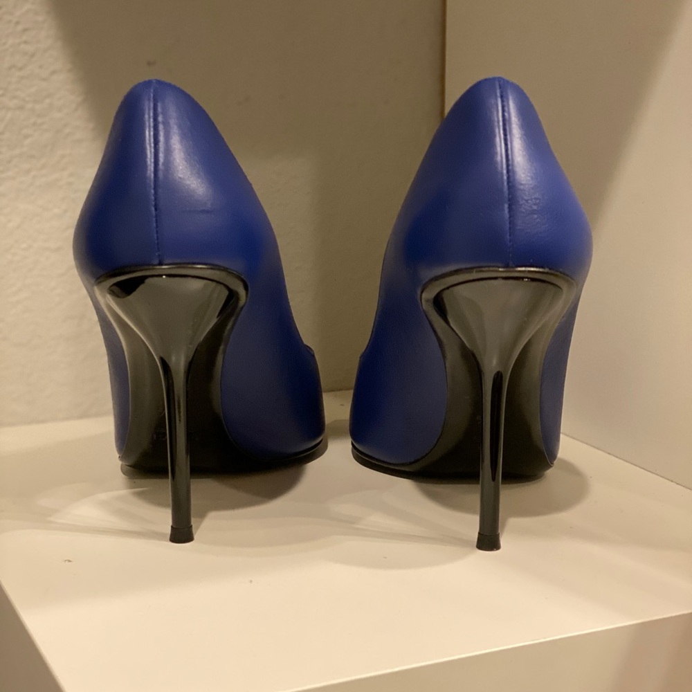 GUCCI - Parisian blue leather peep toe - Picture 3 of 6
